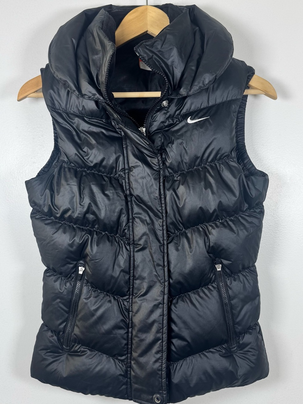 Nike Athletic Dept 550 down Black puffer vest shawl collar Women’s X Small Y2K